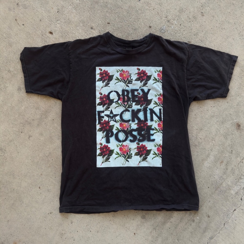 Obey T-Shirt Men Large Streetwear 2010s F*ckin Posse Floral Graphic Good
